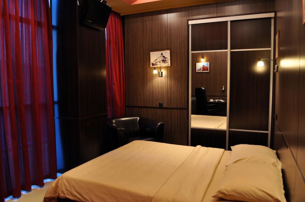 Hotel Fortuna Banja Luka Quarto foto